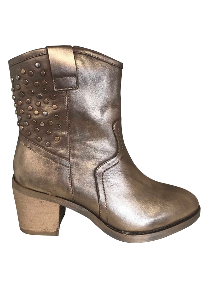 cowgirl boots sale